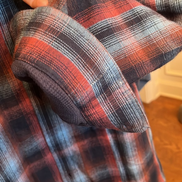 PRANA BLUE AND RED PLAID LONG SLEEVED BUTTON DOWN THERMAL INSIDE SIZE XL - Picture 3 of 4